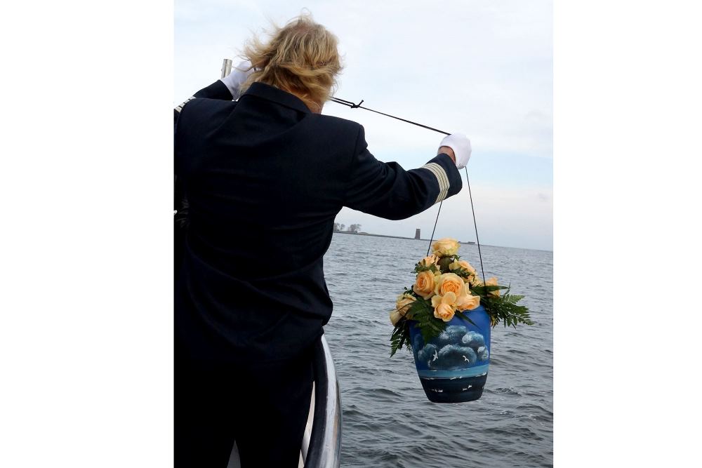 Wie Lange Dauert Es Vom Tod Bis Zur Seebestattung Seebestattung - Sebestattung Torben Harms Greifswald